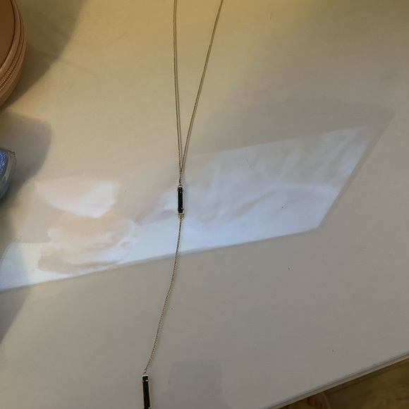 Kendra Scott necklace - Picture 4 of 5